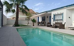 Stunning Villa in Aguadulce, Almería Private Pool 400 sqm area 800m Beach